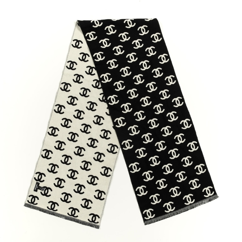 BNIB! Authenticated CHANEL CC Reversible Cashmere & Wool Scarf WRAP BLACK WHITE - Picture 11 of 16